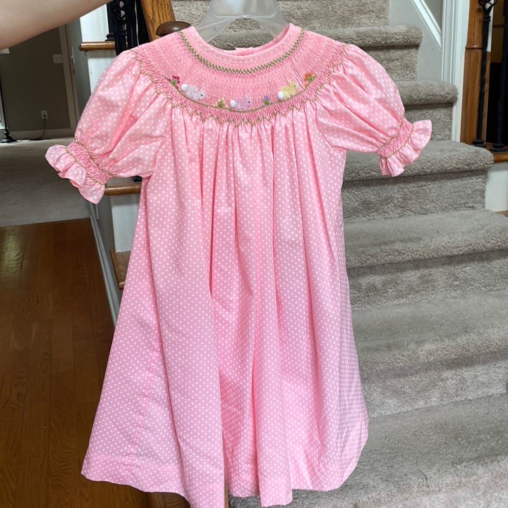 Smocked Easter dress! Size 2T. Excellent condition. Worn twice!